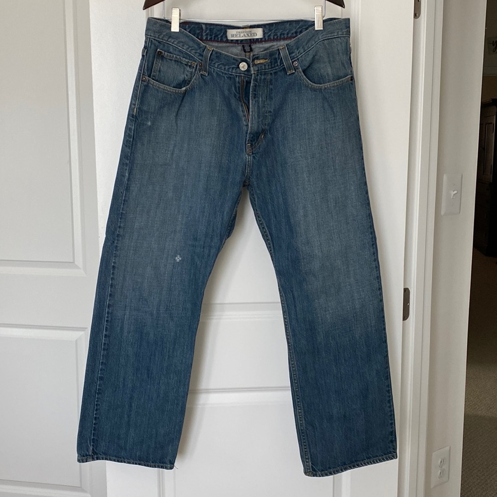 Gently Used Men’s Hilfiger Brand Jeans